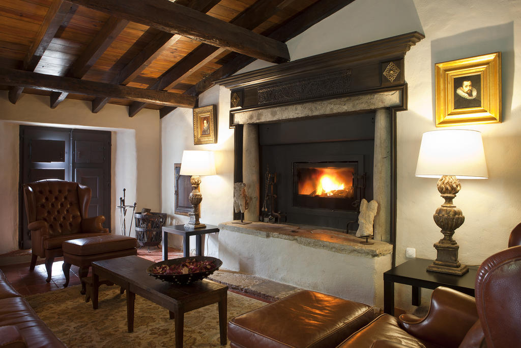 Convento Sao Saturnino Hotell Colares Exteriör bild